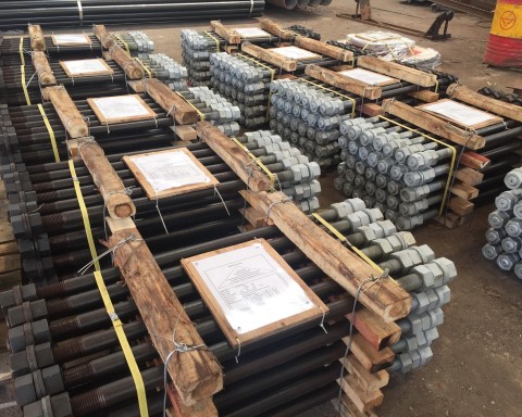 Bu lông neo tới đường kính 90mm